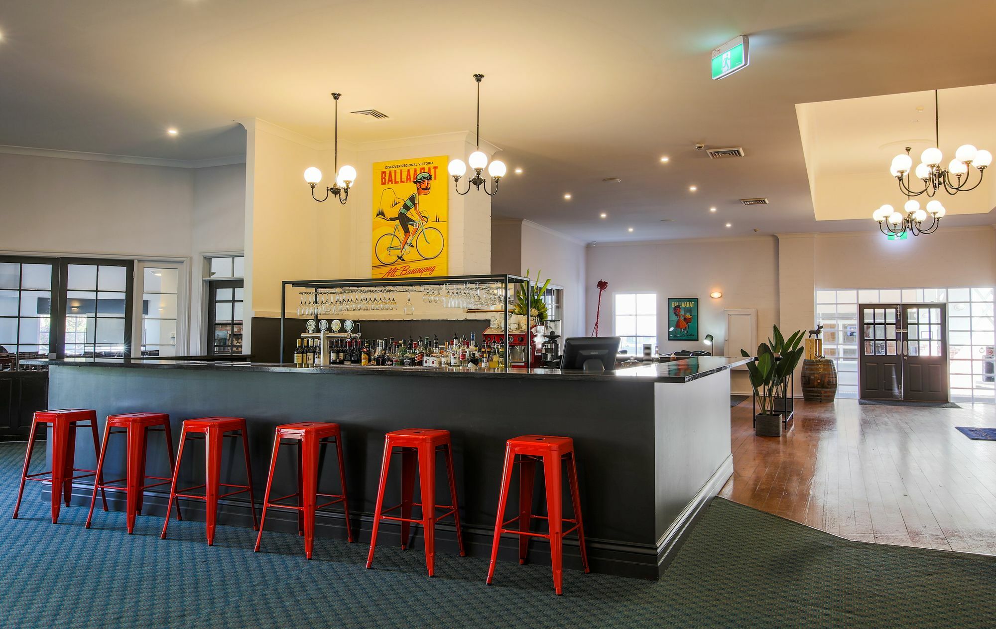 Mercure Ballarat Hotel & Convention Centre Bagian luar foto